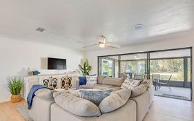 Riverfront Home With Boat Dock And Kayaks!