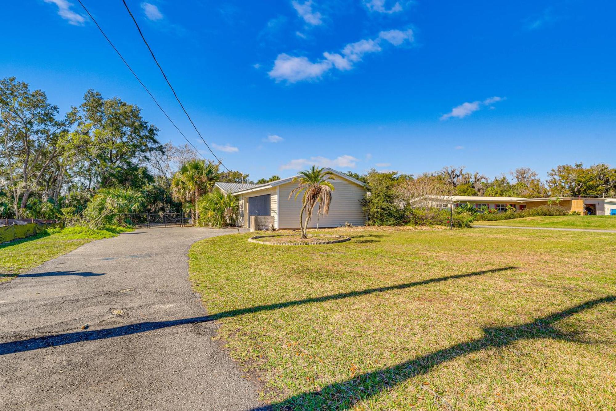 Riverfront Home With Boat Dock And Kayaks! Crystal River Exterior photo